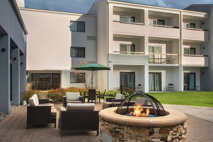 Courtyard by Marriott Philadelphia Devon / Villanova