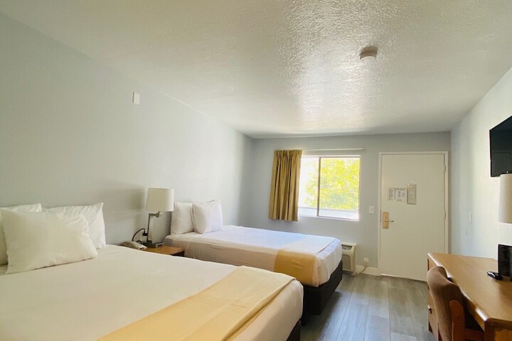Room 32 of 36