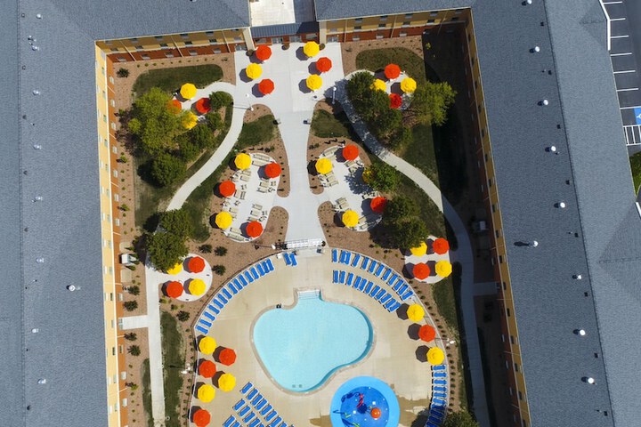 Cedar Points Express Hotel