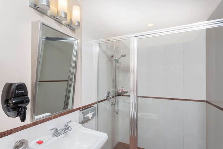 Ramada by Wyndham Miami Springs / Miami International Airport