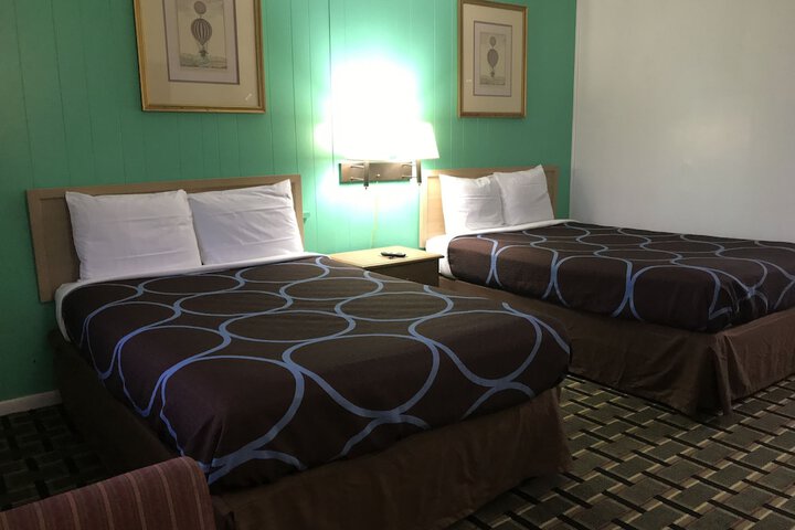 Room 30 of 41