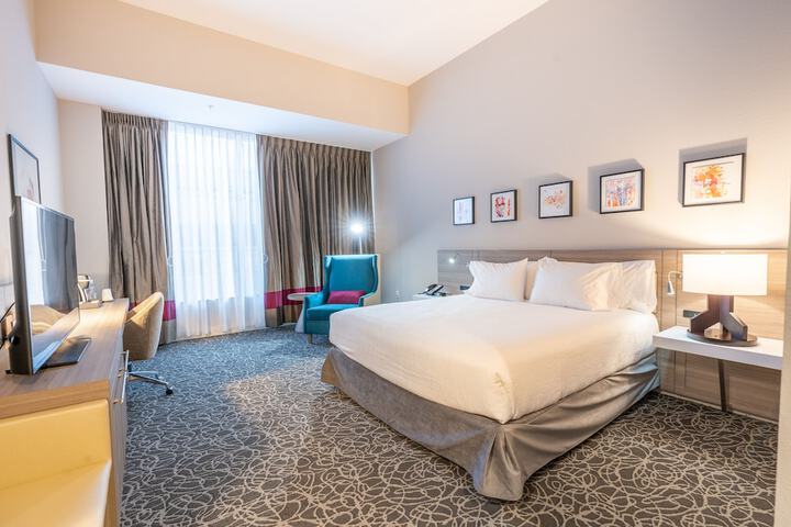 Room 10 of 41