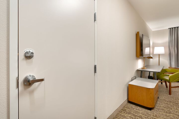 Room 31 of 43