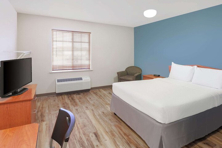 WoodSpring Suites Des Moines Pleasant Hill