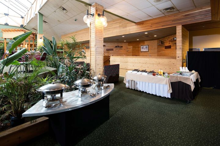 Breakfast/Coffee Service 36 of 44