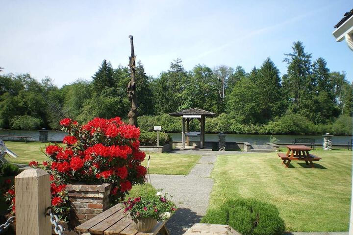 Property Grounds 19 of 22