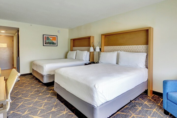 Holiday Inn Piscataway Somerset by IHG
