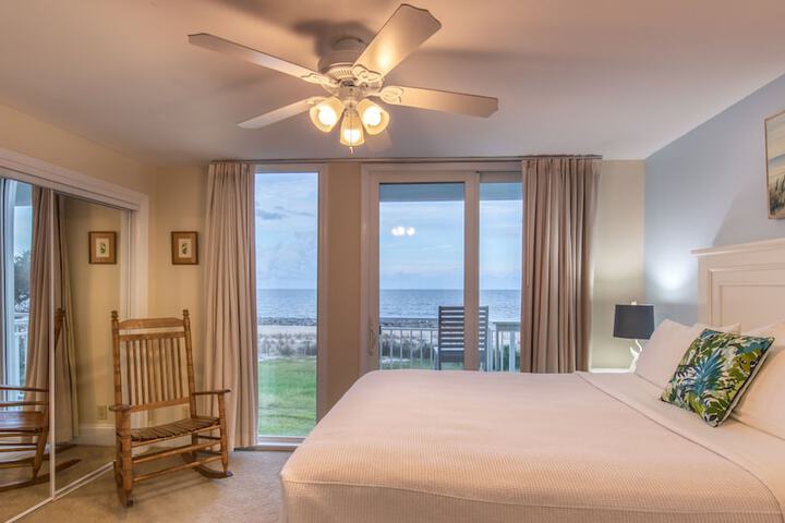 Villas by the Sea Resort & Conference Center