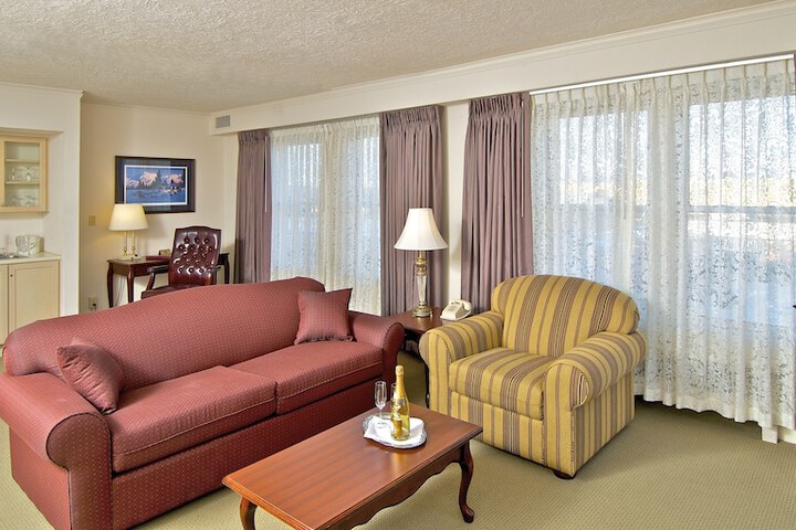 Historic Anchorage Hotel