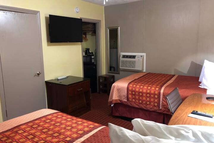 Room 14 of 30