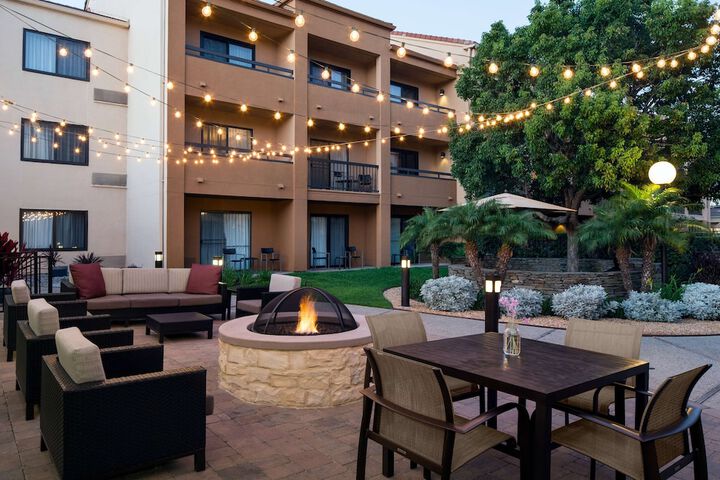 Terrace/Patio 38 of 39