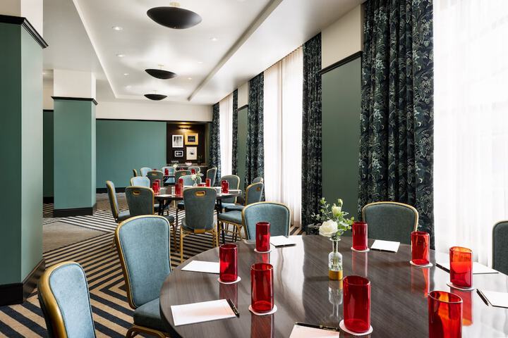 The Candler Hotel Atlanta Curio Collection by Hilton