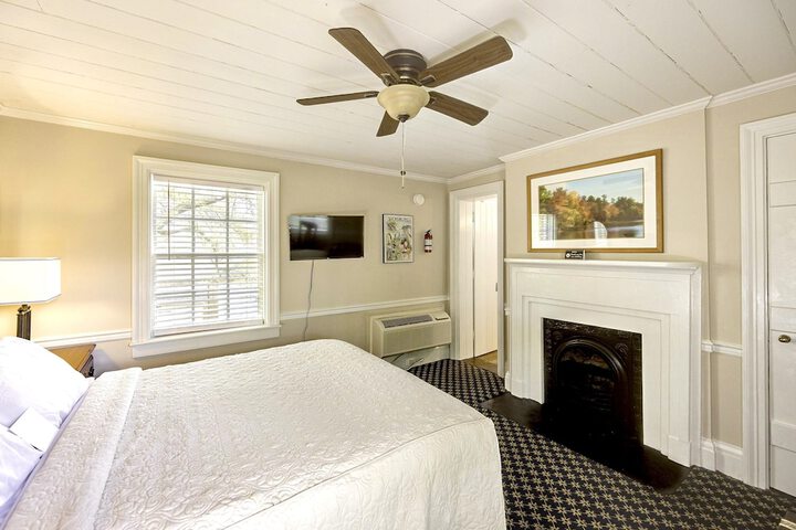 Room 74 of 147