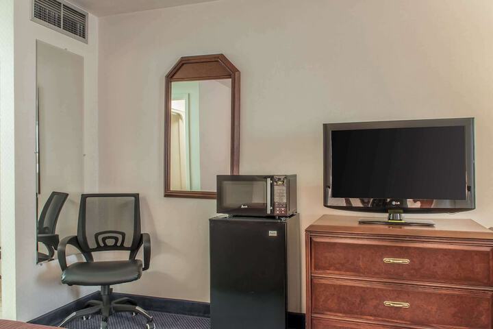 Quality Inn Bedford