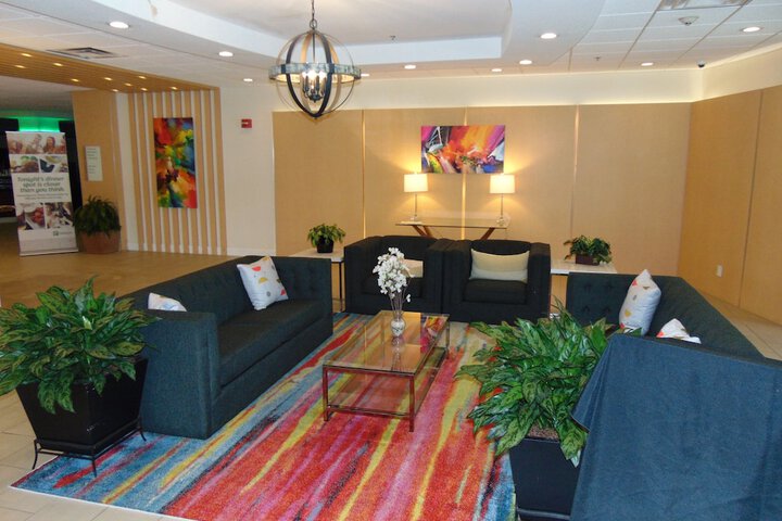 Hotel Interior 9 of 38