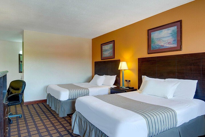Econo Lodge Sharon - Foxborough
