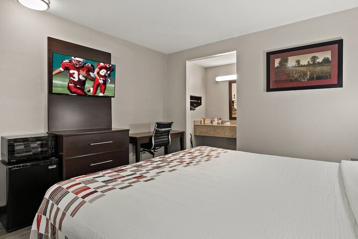 Room 22 of 33
