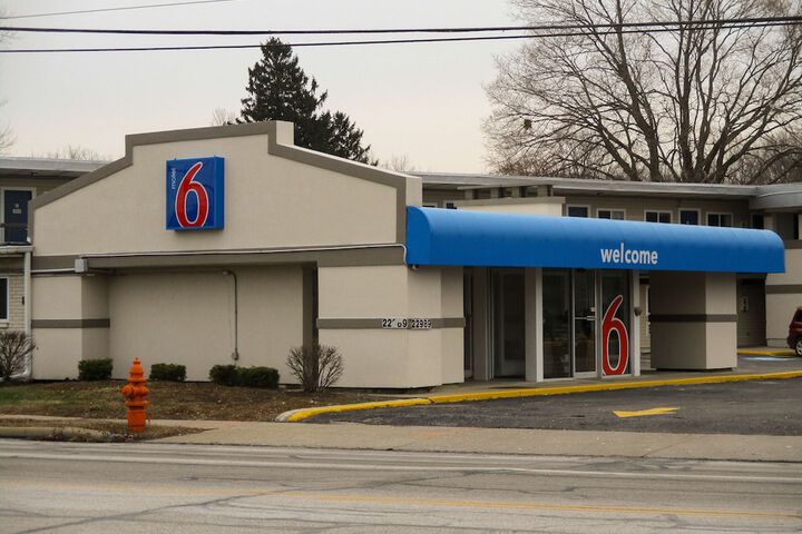 Motel 6 North Olmsted OH - Cleveland
