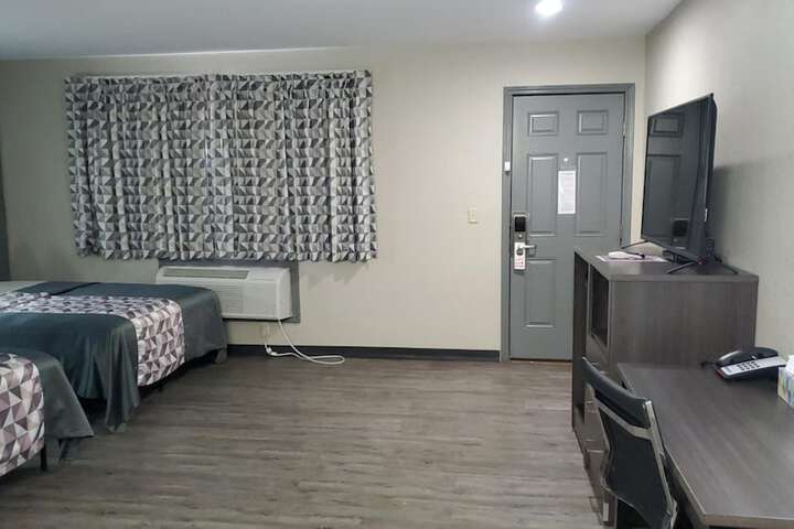 Room 18 of 27