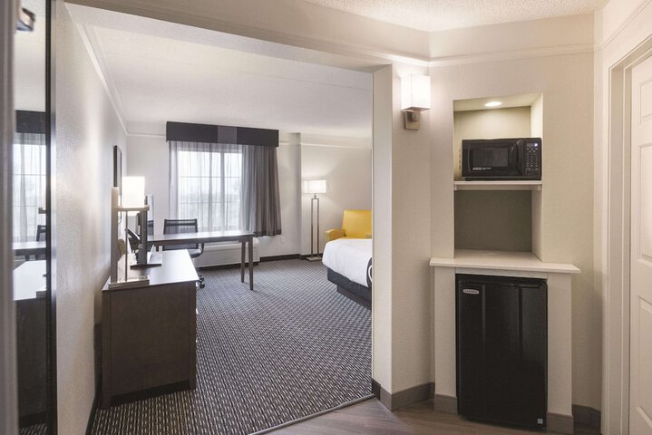 Room 50 of 65