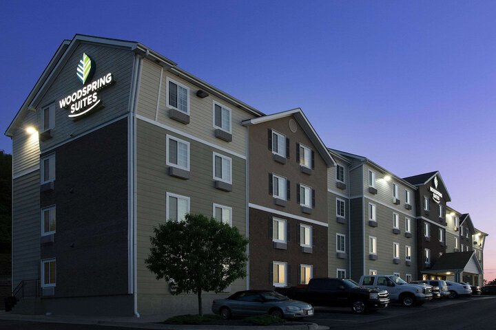 Hotel 2 of 27