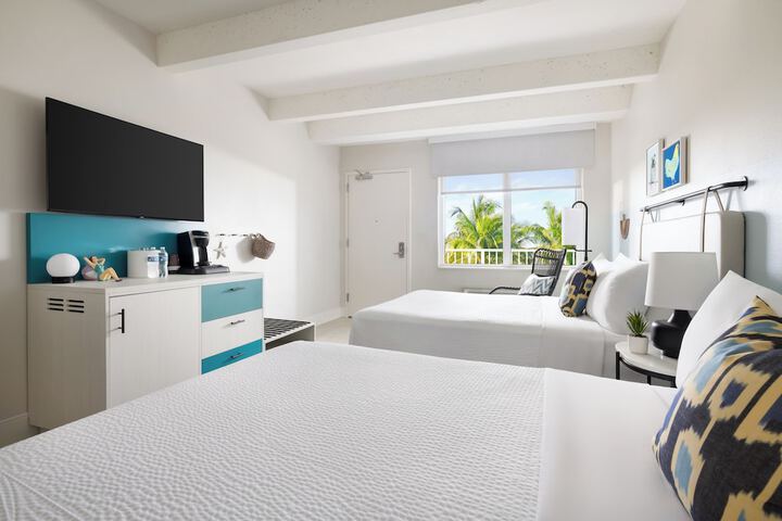 Blue Flamingo Resort Key West