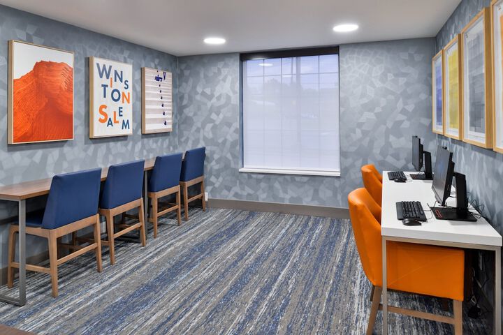 Business Center 41 of 41