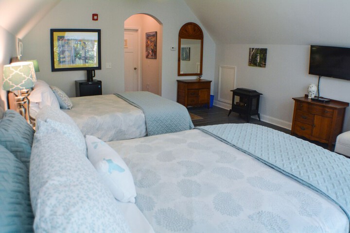 Room 43 of 56