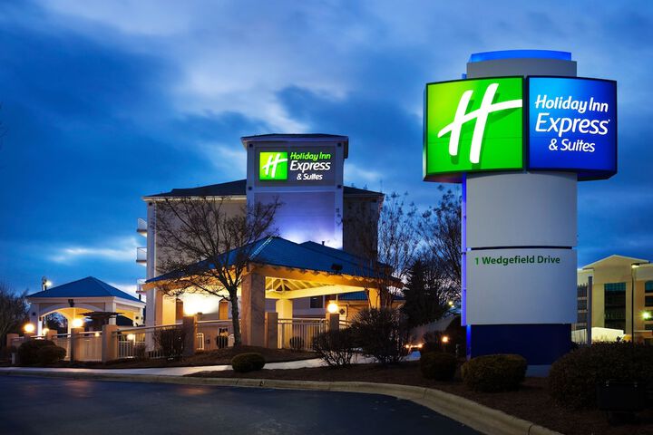 Hotel 2 of 32