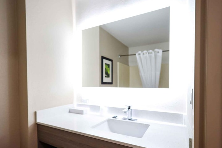 Extended Stay America Suites Cleveland Beachwood Orange Pl S