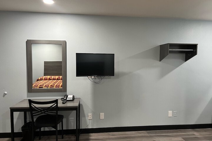 Room 16 of 20
