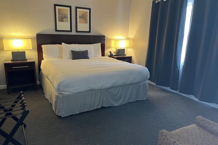Room 9 of 22