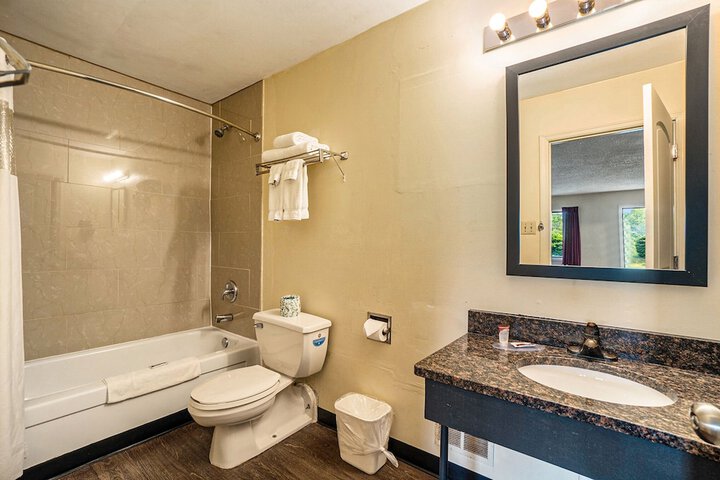 Room 16 of 22