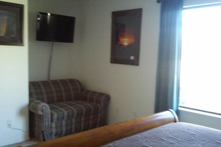 Room 42 of 85