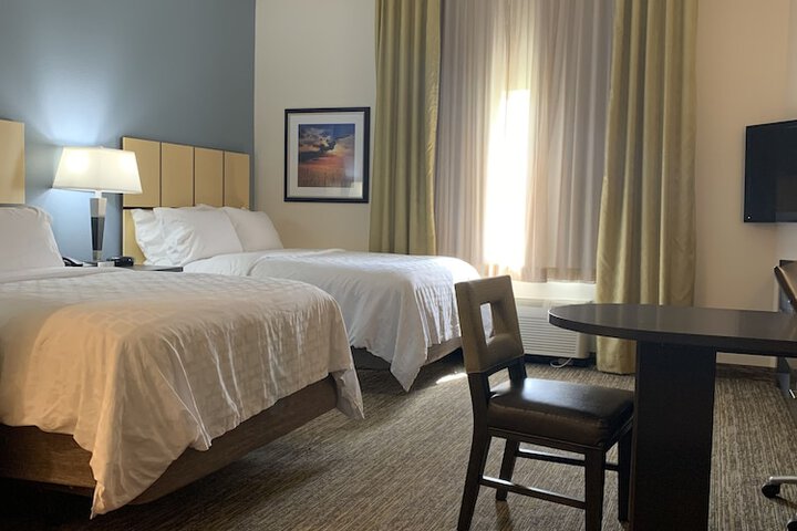 Room 28 of 74