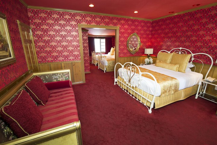 Room 365 of 461