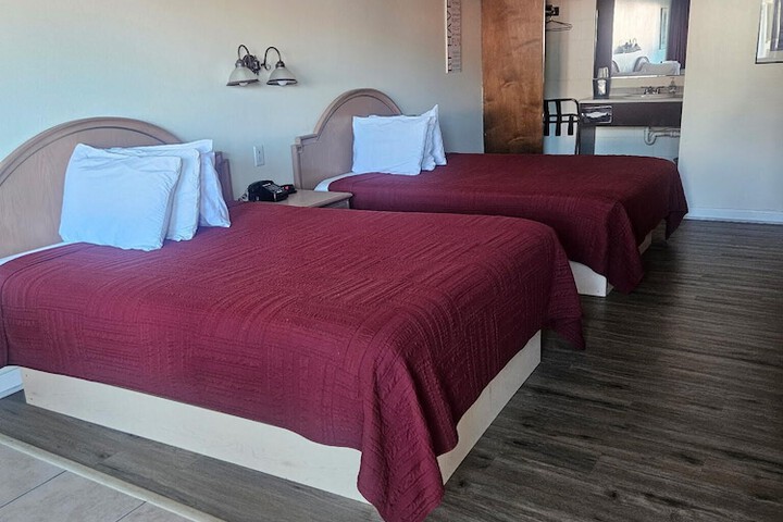 Camaray Motel