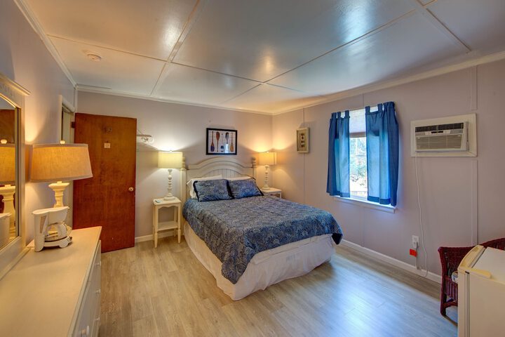 Room 157 of 309
