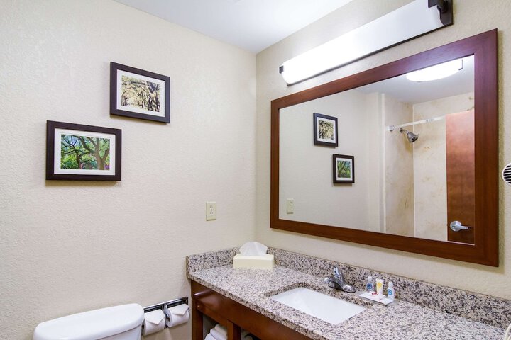 Room 14 of 31