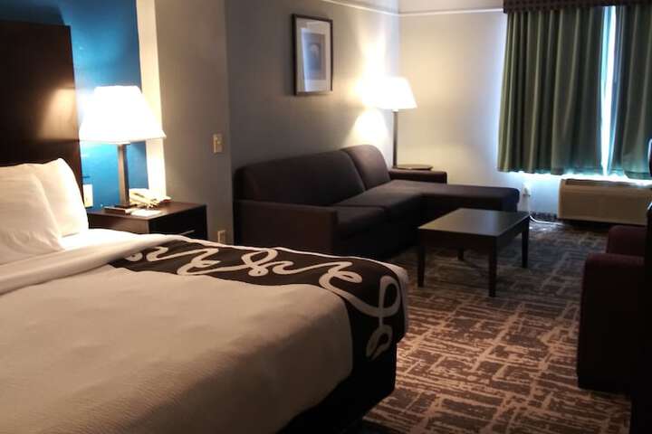 Room 18 of 47