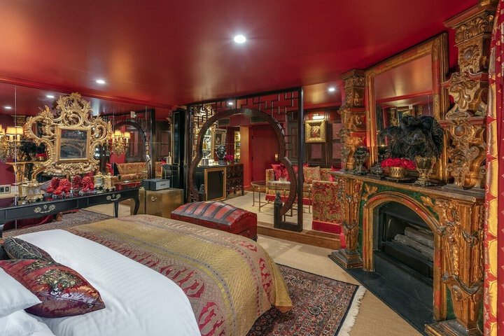 Room 9 of 56