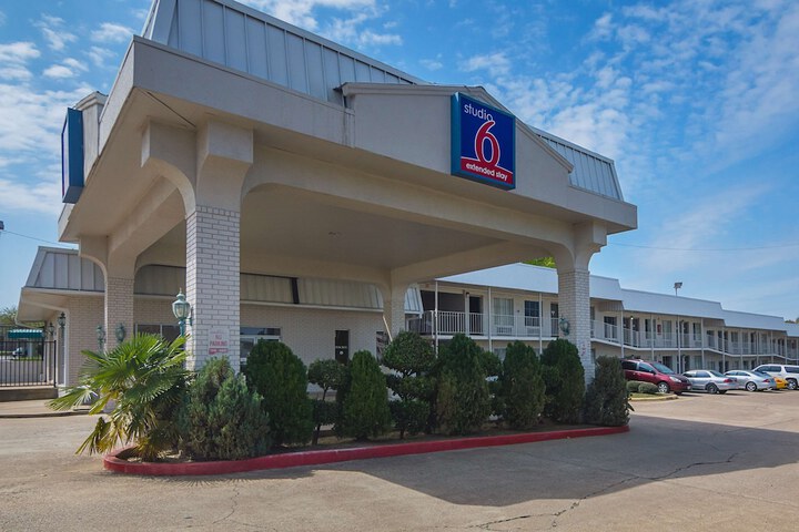 Hotel 5 of 33