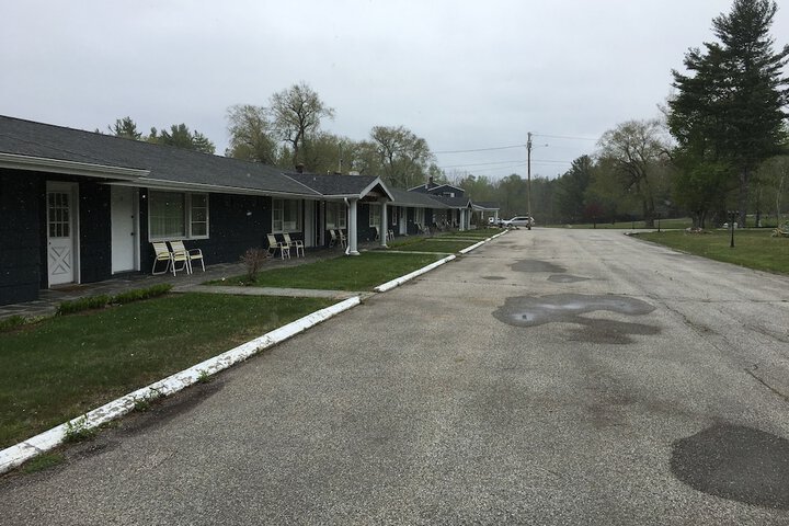 Weathervane Motel
