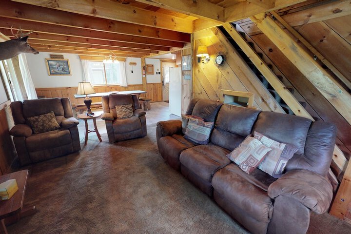 Room 45 of 176