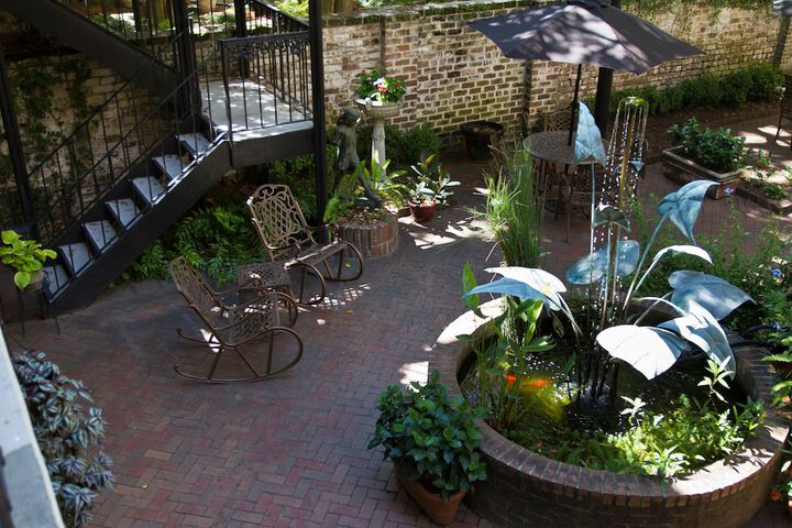 Hotel Exterior 156 of 166
