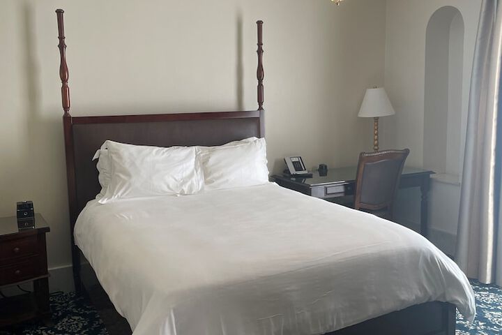 Room 37 of 75