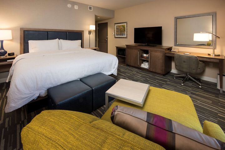 Hampton Inn & Suites Seattle / Redmond