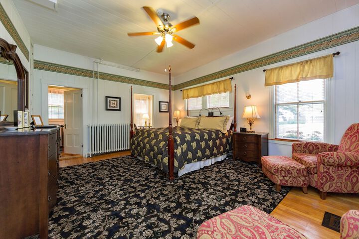 Room 12 of 41