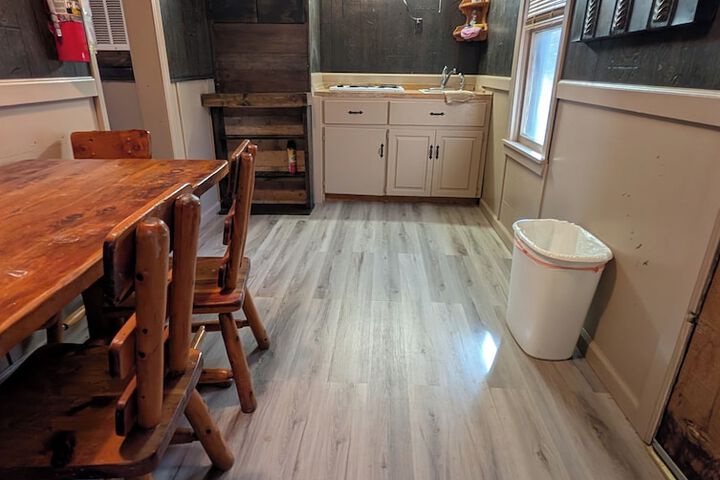 Cedarvale Cabins at Turner Falls