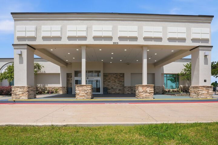Kozy Hotel Dallas DFW Airport Area West